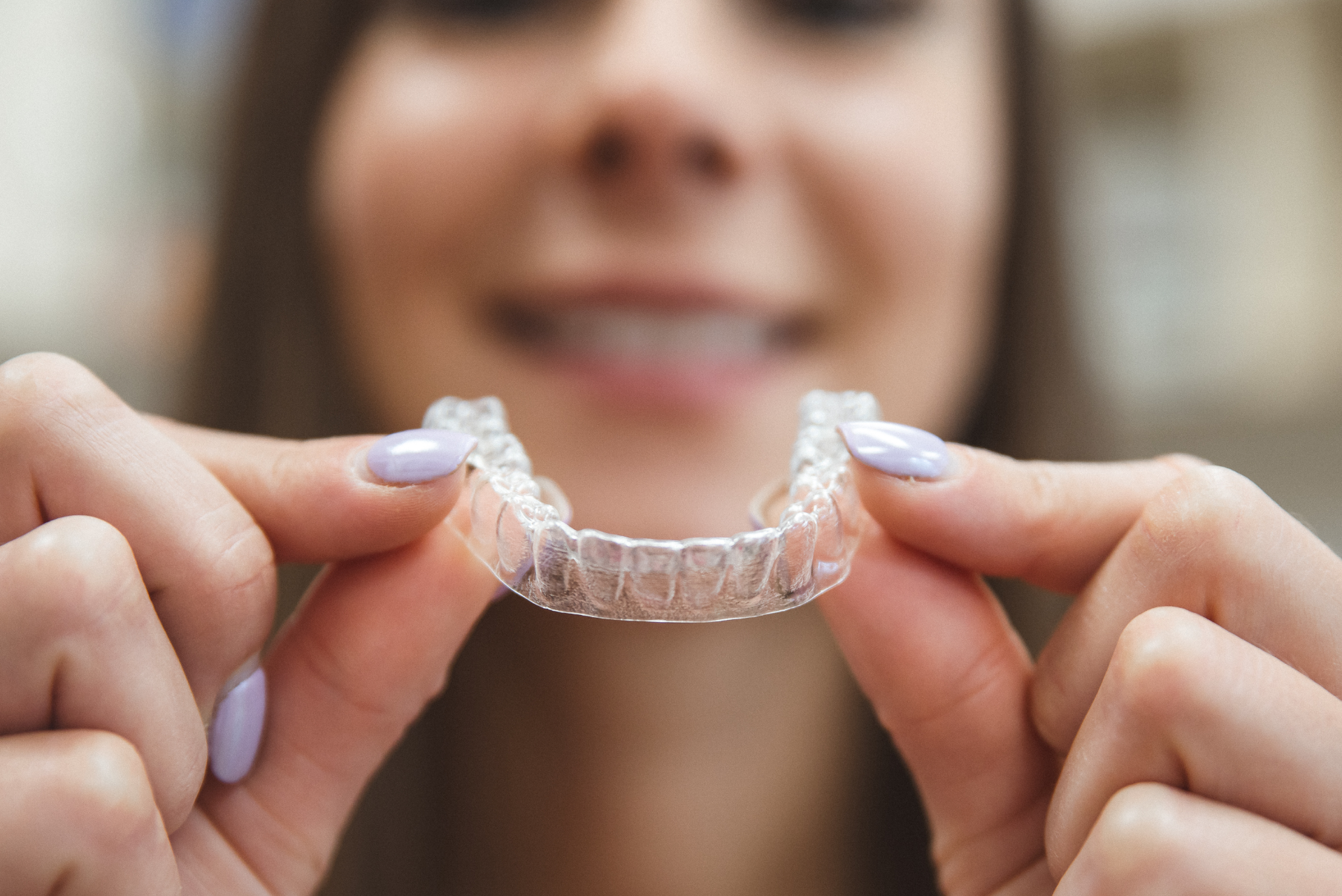 Primadenta_Fogászat_Szeged_fogszabályozás_láthatatlan fogszabályozó